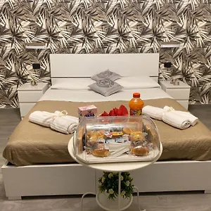 montesantogroup-amalfi-room.hotels-amalfi.com/